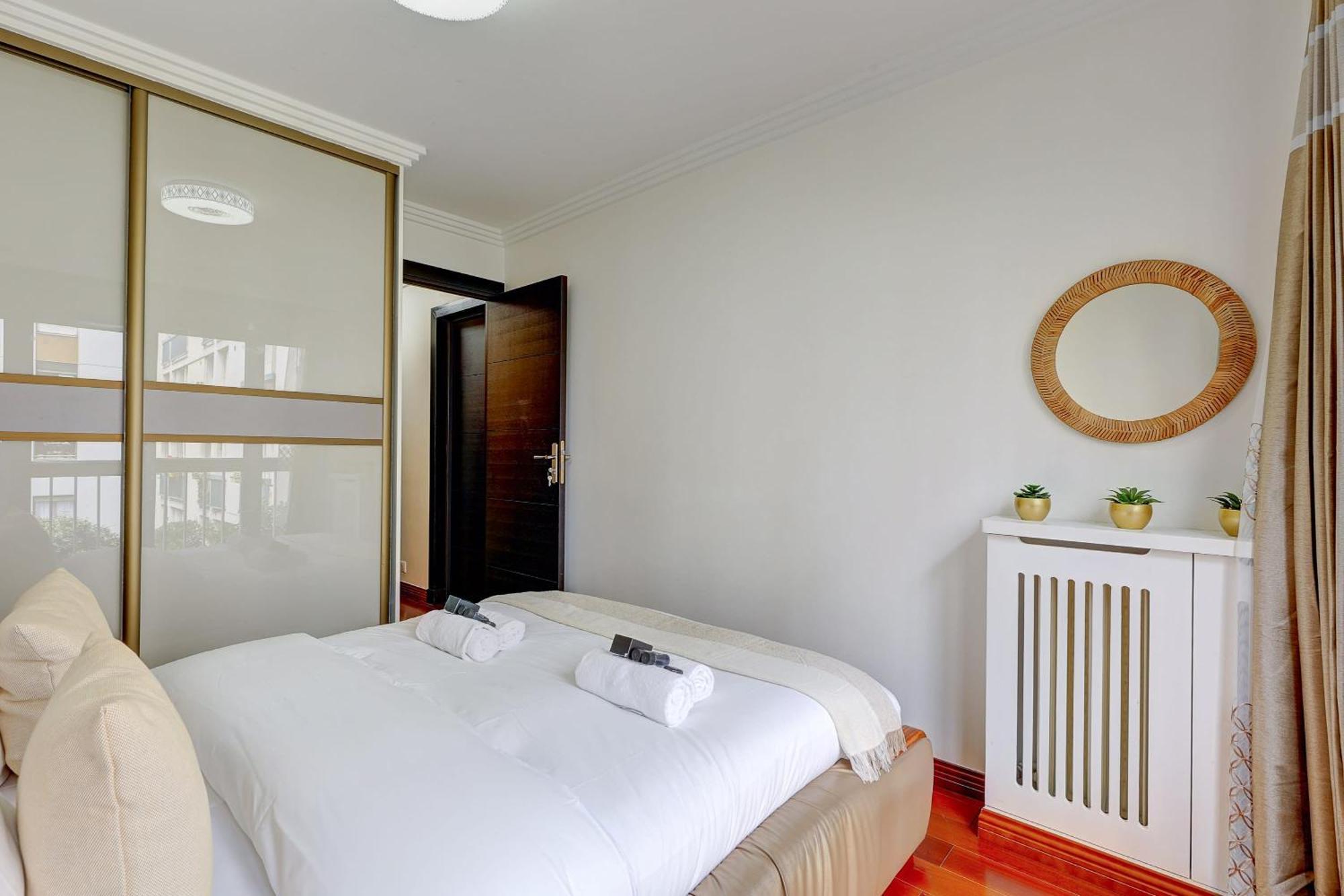 Appartamento 119-typical Near Republique Parigi